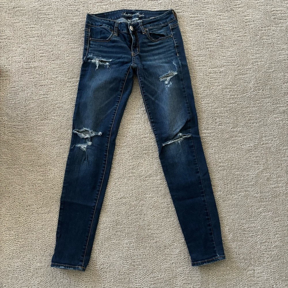 American Eagle Super Stretch Distressed Jeggings